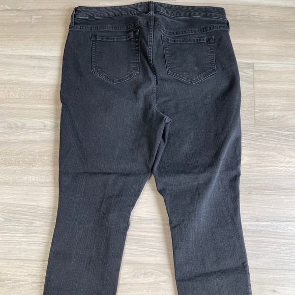Torrid Premium Women’s High Rise Curvy Ankle Black Jeans Plus Size 14 14R‎ - Picture 5 of 8